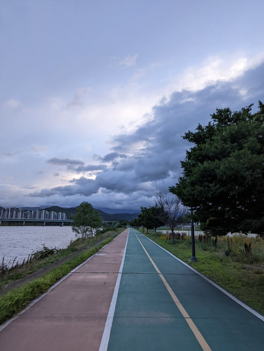 Randomness134's tweet photo. Riding down the river bike path is always a great time! @pactimo #RidePactimo https://t.co/kPEwfQ7O64