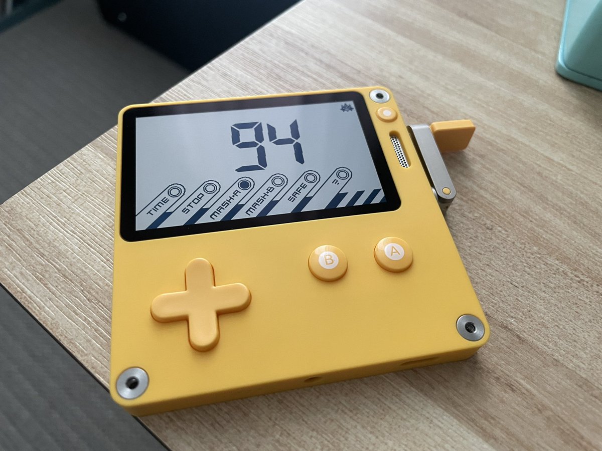 _KLind's tweet photo. Special shouts out to Mash Gadget by @rdbaaa @bipedaldog ( https://t.co/NfSZE4MNqq ). I've wanted to get my hands on something like this ever since seeing the 16shot segment with Takahashi Meijin on The 1UP Show, and Mash Gadget is a rad way to finally do that. Check it out! https://t.co/6o8UkAFzPI