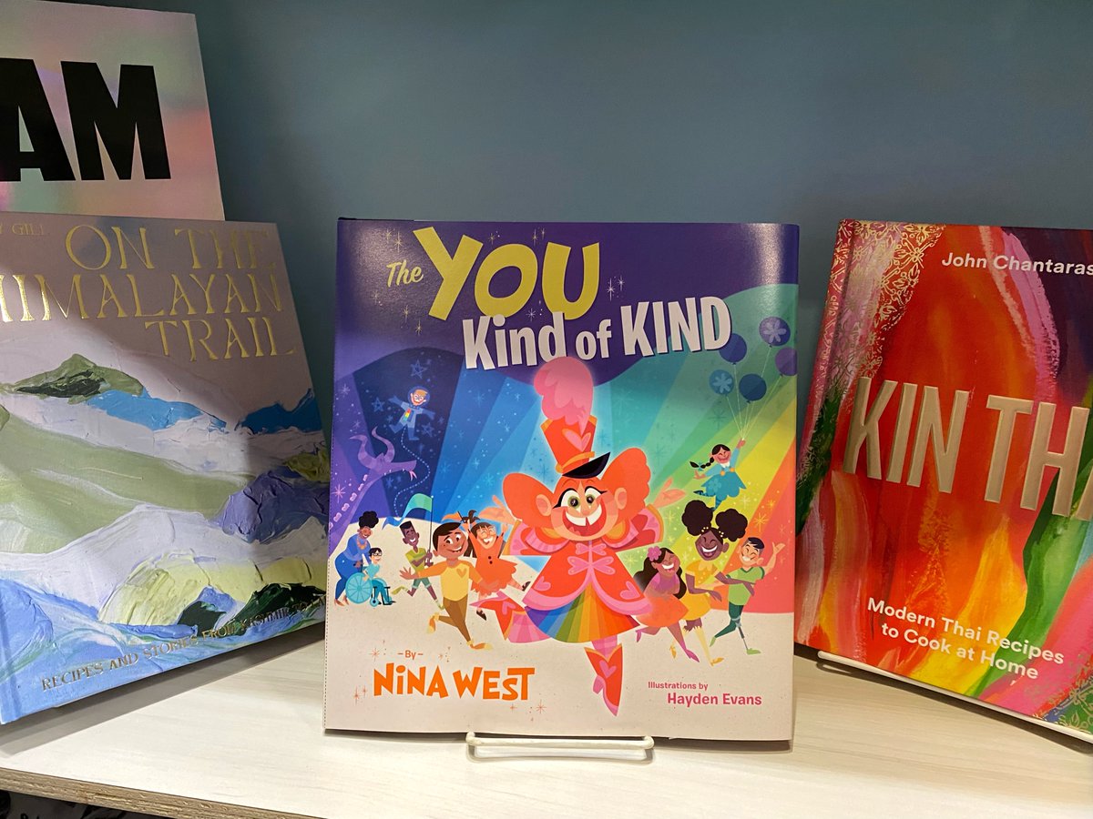 PAPress's tweet photo. Thanks to all the booksellers and librarians who came by the @ChronicleBooks booth at #Ci10 last week and #ALAAC22 this past weekend. We appreciate all of your early love and support for #TheYouKindofKind by @NinaWest, and we can't wait to spread kindness with you this fall π«β¨ https://t.co/1WFrfyYEdW