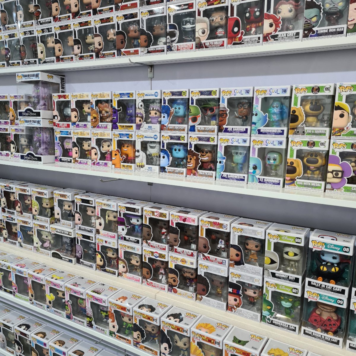 josanfame's tweet photo. Si eres un friki de los juegos de mesa y los Funko Pops!, te va a encantar mi pequeño negocio https://t.co/w0WkYzA8qO ✨️

Ofrecemos variedad de envíos, protegemos bien los paquetes y tenemos precios muy competentes 📦

Echa un vistazo y compartiendo me ayudas un montón 🥰 https://t.co/qp8CP6q1B2