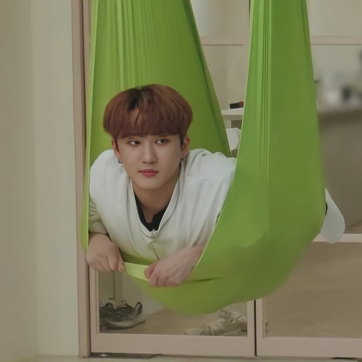 guess whos back?
HIHII MY LOVELIESSS im so sorry ive been gone for abiut a year? oh my god jm so sorry :( anyways im backa nd with more content!!! so you'll be seeing alot of me well not me but changbin!!! have a great day my loves!