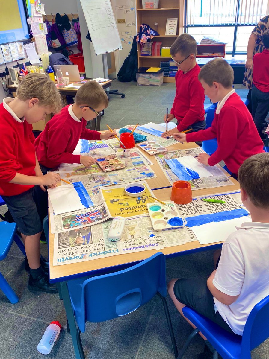 MrsP_OLOS's tweet photo. Sycamore Class have started their last topic of the year #blueabyss and can you guess what they were painting ready to add sea creatures on to at different levels? @Cornerstonesedu @olos_armthorpe https://t.co/5XBHSBk328
