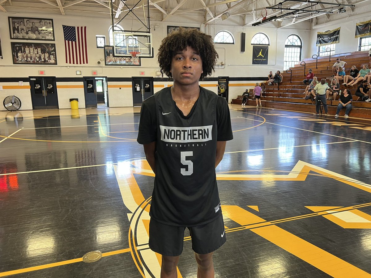 JeffreyBendel_'s tweet image. 5’10 ‘25 Chris Mitchell (Northern Guilford) continues to show steady progression as a two-way floor general. Quick, smart, and displays great playmaking instincts. Defends opposing ball-handlers really well. Will only continue to blossom #PhenomHoops