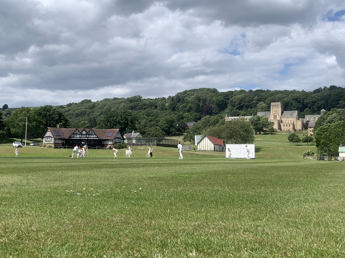 Huge thank you to <a href="/AmpleforthSport/">Ampleforth Sport</a> <a href="/AmpleforthColl/">Ampleforth College</a> for hosting us so well over the weekend. Our boys had a great Tour. All the best to players &amp; staff for a great summer!  🚌🏏☀️👏
#benedictine #brothers #tour #yorkshire #cricket
