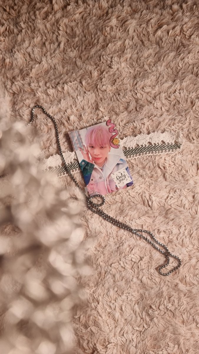 Upside-down 

Kangdaniel 

Made by.hyemi 🌊 

#Kangdaniel