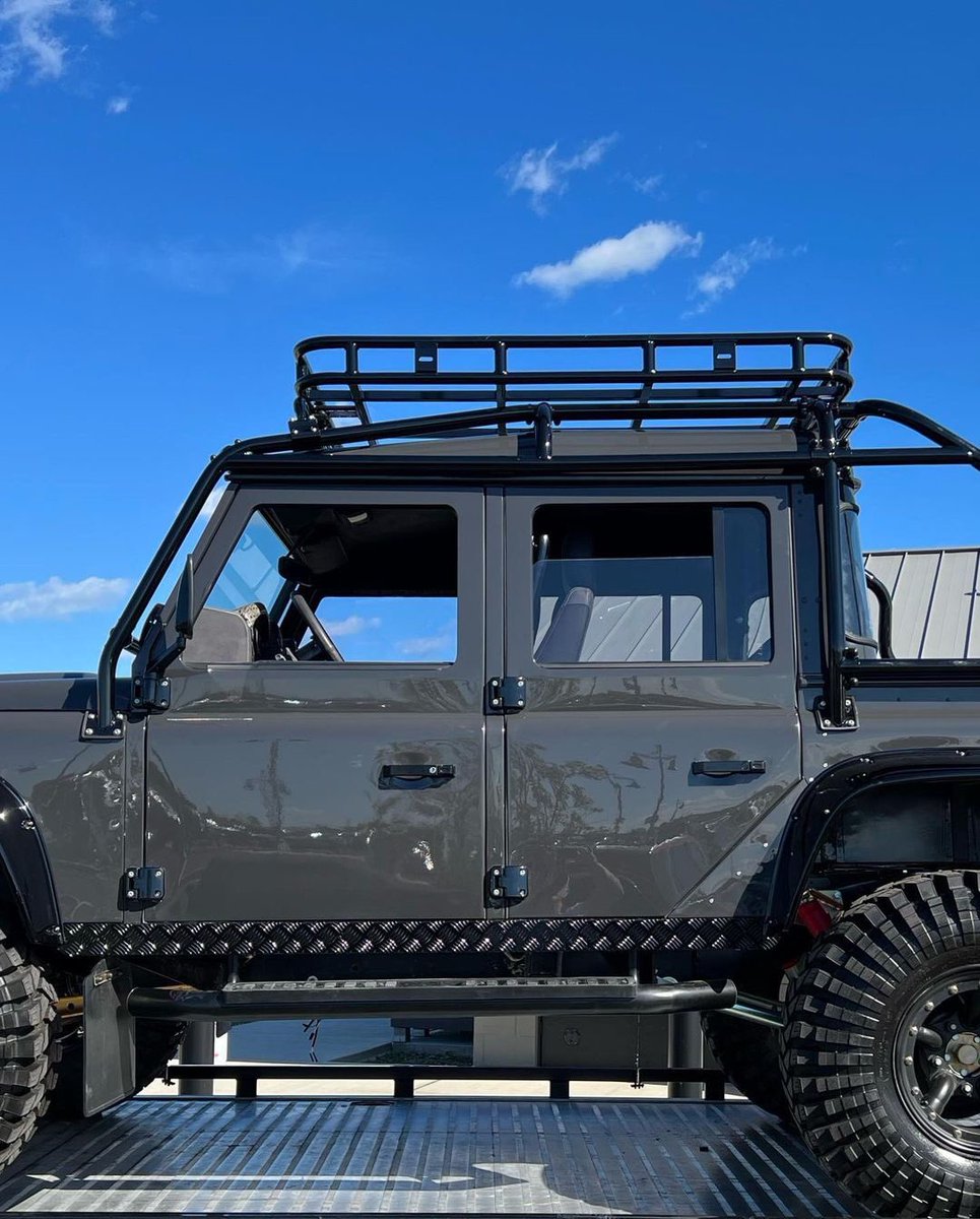 altezzaresto's tweet photo. BIG energy with @RoverTrophy•BIGS, built to suit!
🏆
#altezzarestorations #rovertrophy #landroverdefender #landroverseries #serieslandrover #landrover #defender90 #defender110 #defender #overlanding #overland #offroading #offroad #4x4 #restoration #restomod #bespoke #custom https://t.co/iRytKE8IOF