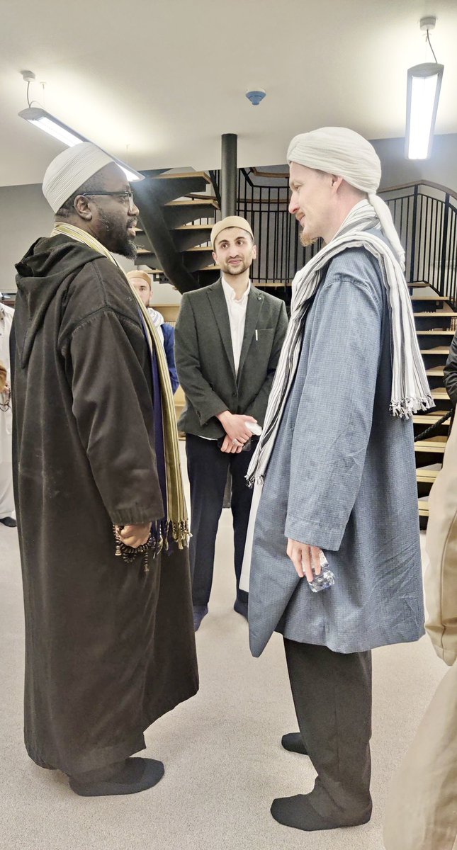 A believer is a reflection of a believer. 

But a mirror that’s shrouded in darkness can’t reflect anything. First, turn the lights on with abundance of Zikr &amp; clean the dirt off with good character. Then turn the mirror to face &amp; reflect the Rasool ﷺ 

- Shaykh Ibrahim Osi Efa