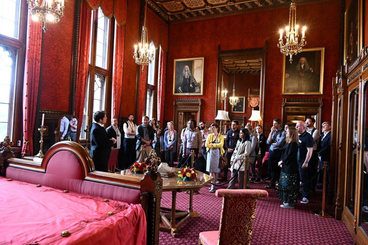 DebateClub7's tweet photo. What a great first day at Teachers' Institute 2022. A brilliant look at some of the behind the scenes work that goes on in @HouseofCommons and an honour to meet @LindsayHoyle_MP and other members of the HoC staff @UKParlEducation @WillowsCE https://t.co/e7h8katHsS