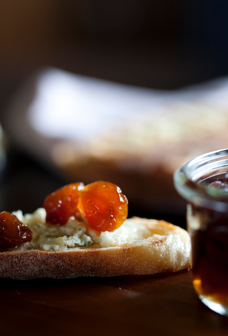 thepreservatory's tweet photo. Our delicious and versatile preserves are meant for pairing and sharing! Visit our website to discover the best pairing for your favourite preserve - like this Black Cherry &amp; Pinot Noir / Gorgonzola deliciousness.

https://t.co/xp3jJFBr0S https://t.co/j80IS8I6c3