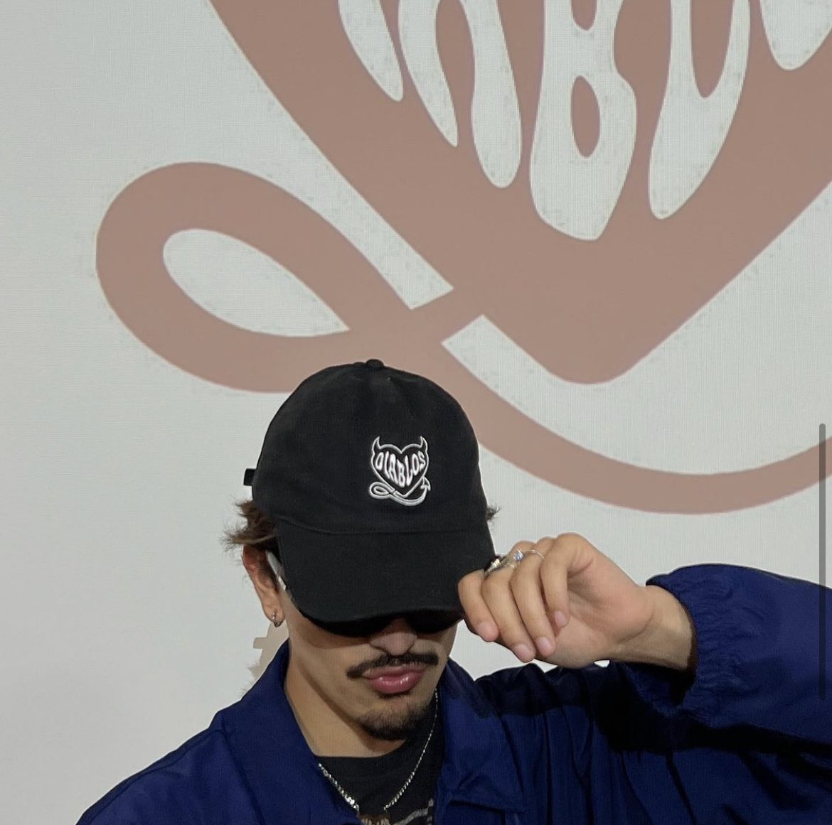 diablos_mx's tweet photo. Ya esta a la venta la merch oficial de #diablosmx en el ig: merchdiablosmx 👹🖤 https://t.co/ffjLoGNyeH