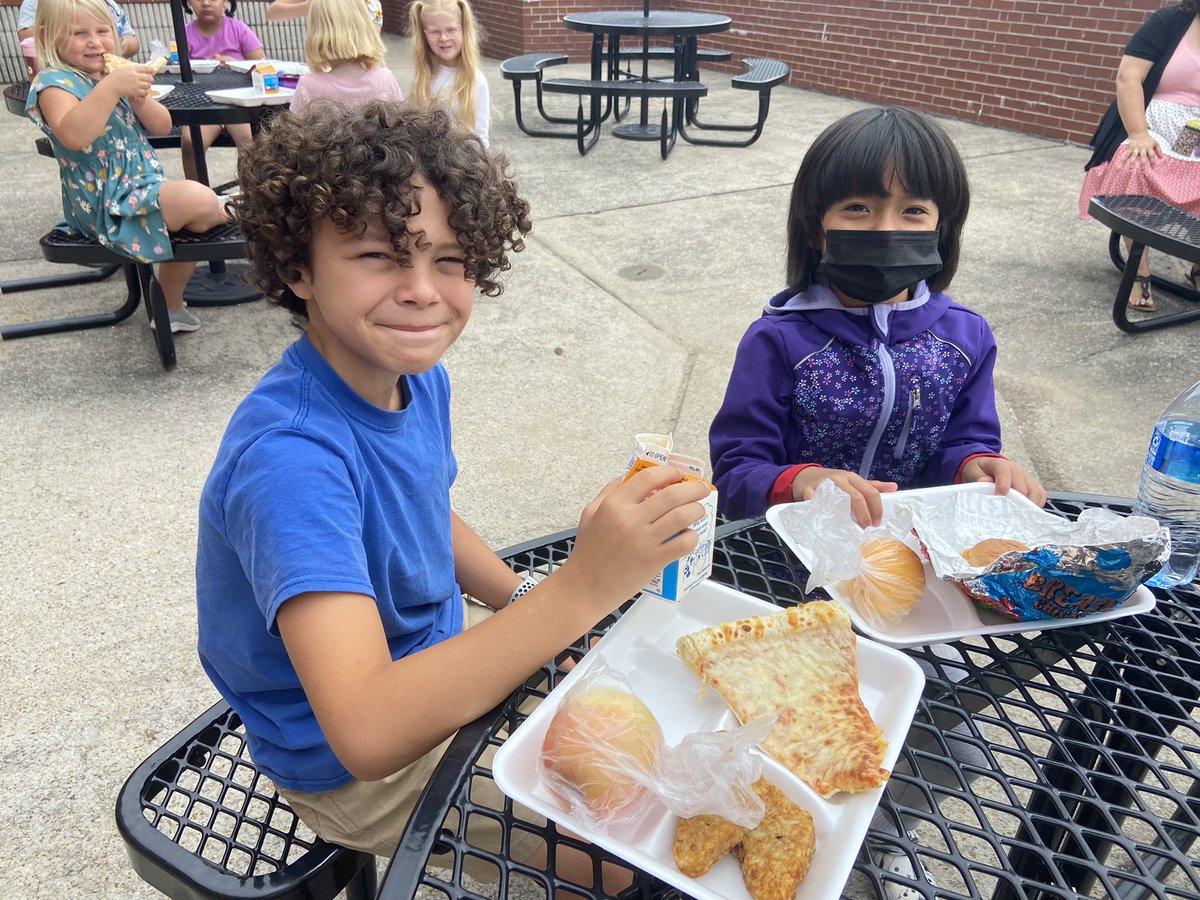 Raven Fiquett tweet media