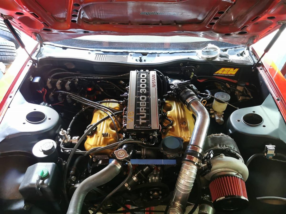 timsterzz's tweet photo. Not that anyone cares but… My engine bay will look like this eventually 😮‍💨 https://t.co/czzddsmkiW