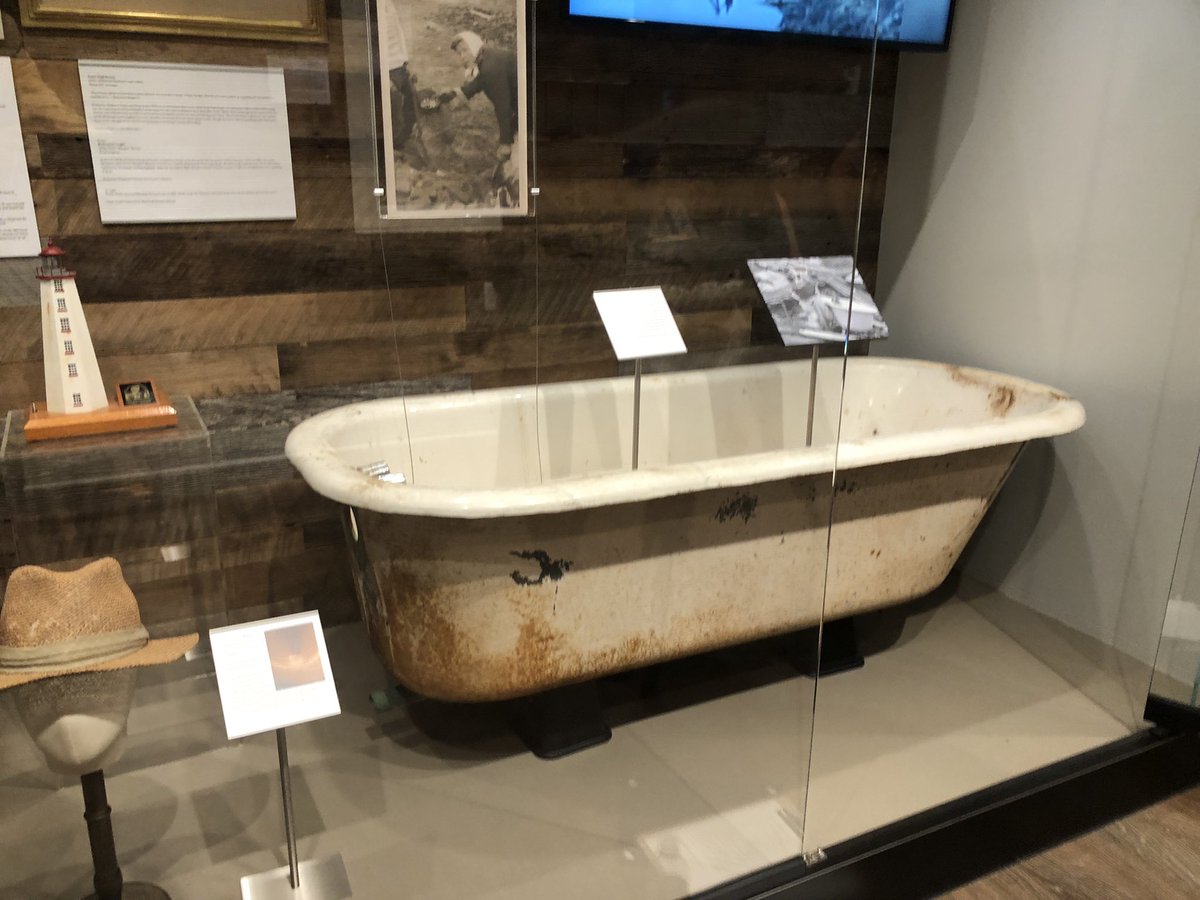 newspeddler's tweet photo. #wfsb #thekate Want to really understand Katherine Hepburn? Visit The Kate Museum. https://t.co/RjJ2MbXHNV
