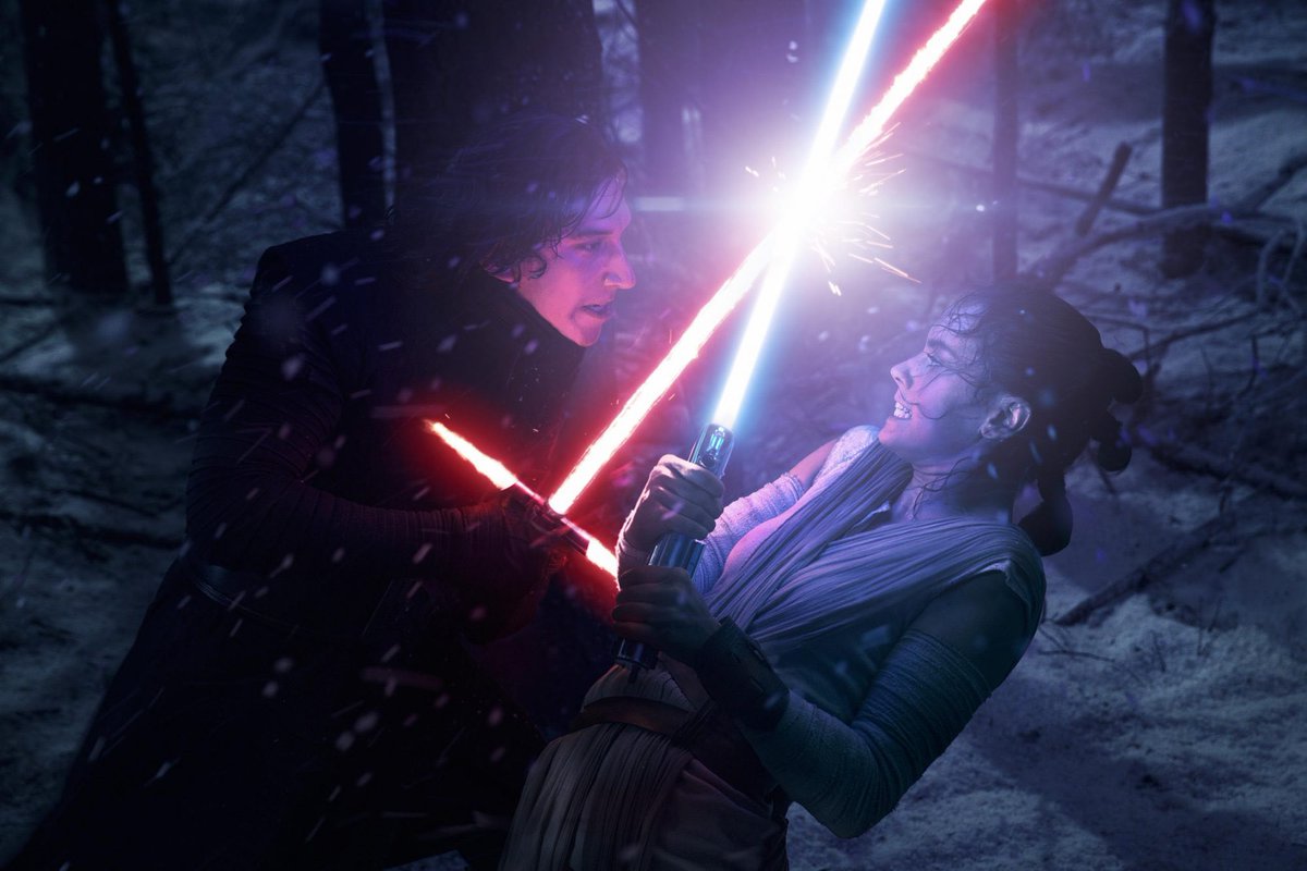sw_holocron's tweet photo. JJ Abrams gave us one of the very best lightsaber battles in The Force Awakens 💛 https://t.co/Fb13v92iXm