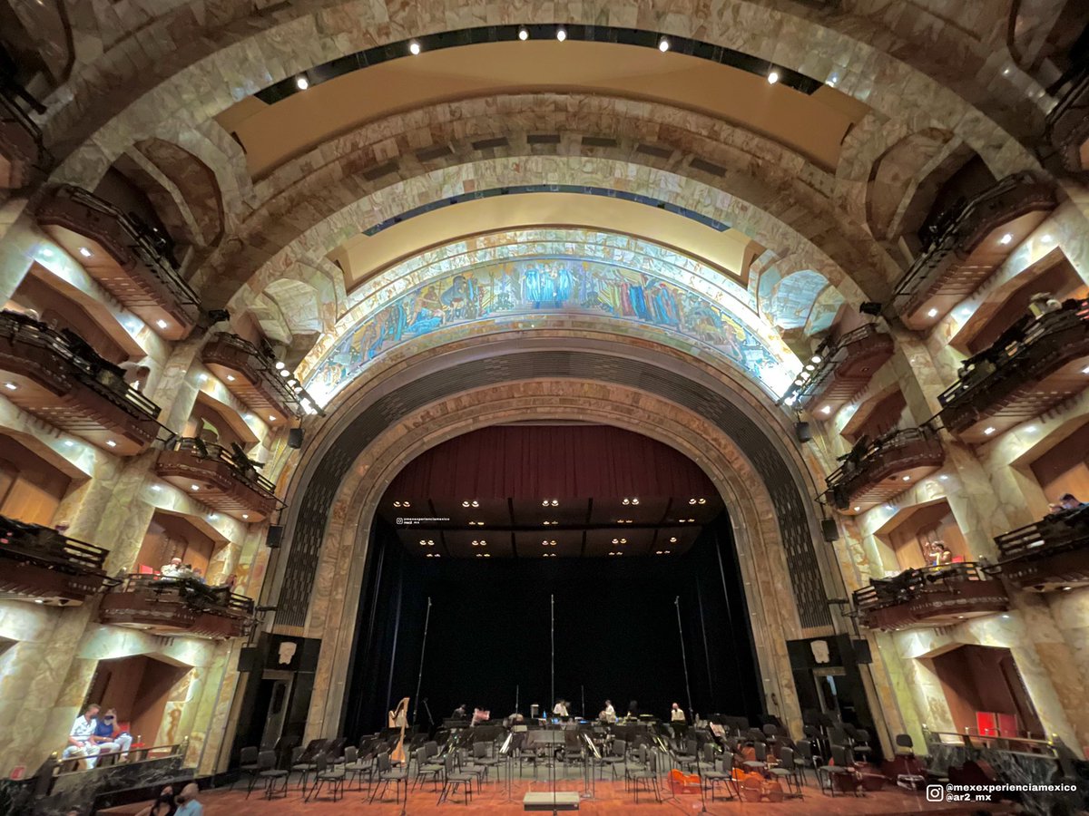 mex_experiencia's tweet photo. #MEXicoEnUnaFoto🇲🇽📸 #DesdeMiLente:
“Palacio de Bellas Artes” (Cuauhtémoc, CDMX)
La Sala Principal de Espectáculos es sede de la Orquesta Sinfónica Nacional, la Compañía Nacional de Ópera, Ballet Folklórico de México de Amalia Hernández en otras agrupaciones. https://t.co/mnH9arJE2T