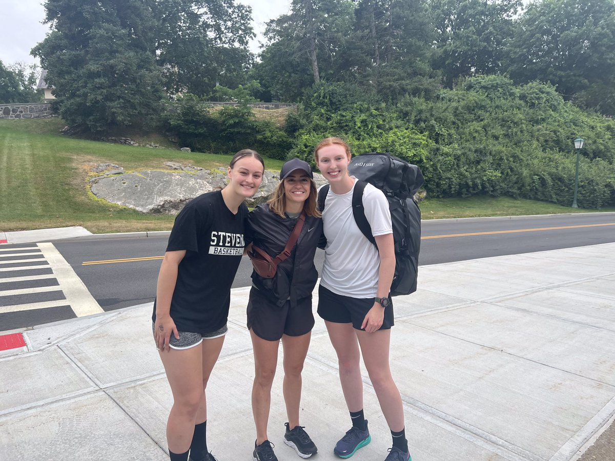 Betsy McShea tweet media