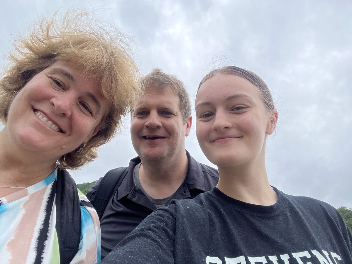 Betsy McShea tweet media