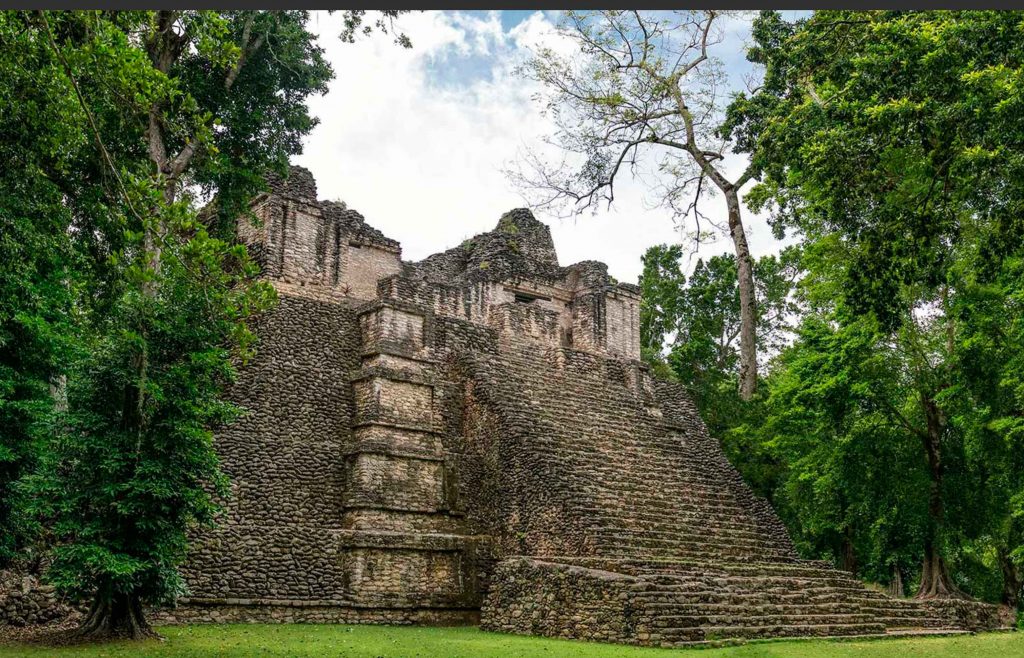 Chichen Itza tweet media