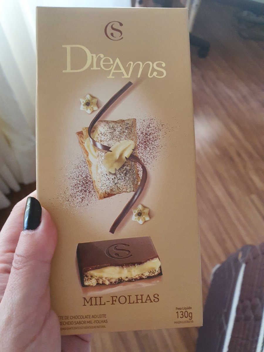 Demasiando's tweet photo. Minha perdição, sou testemunha de mil folhas. #chocolatra #thebest 🍫 https://t.co/ZbVpnCM7uc