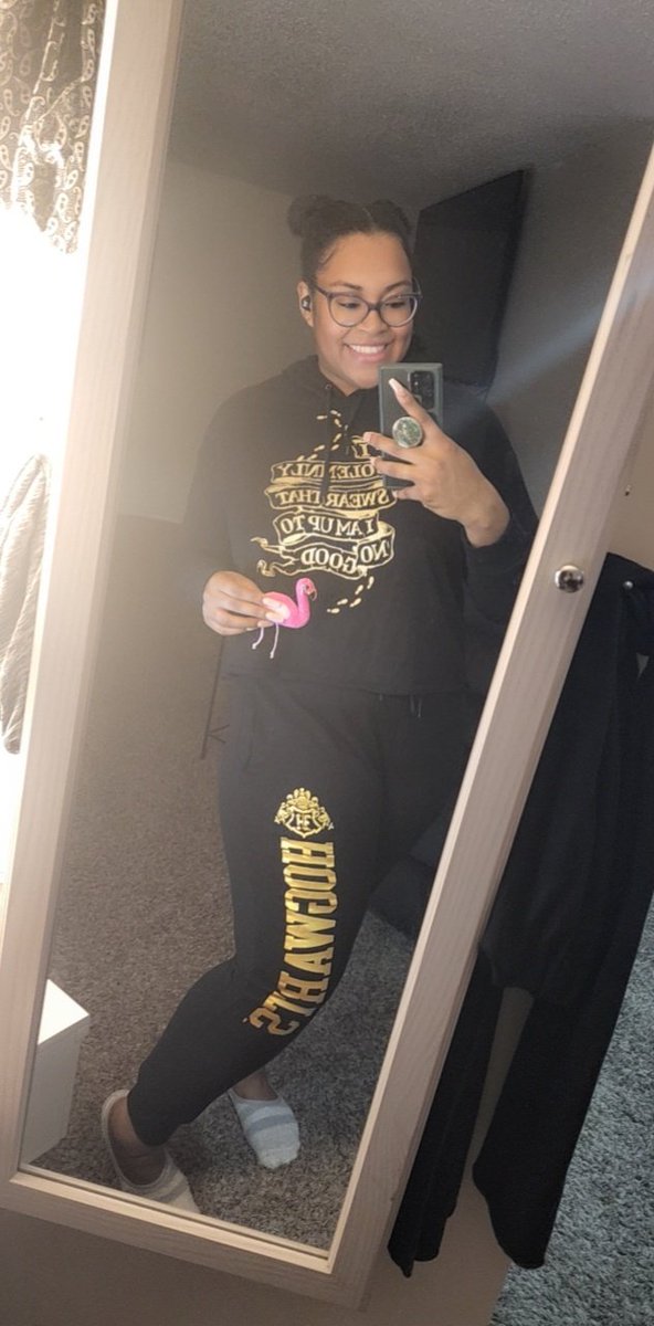 Brianna Davis (@mrsdavis7_) on Twitter photo Todays PJ Day selfie is brought to you by Hogwarts! β‘οΈβ‘οΈGetting comfy for Reading Academy.π <a href="/NISDRhodes/">Rhodes Elementary</a> #RhodesFlamingo22 Todays PJ Day selfie is brought to you by Hogwarts! β‘οΈβ‘οΈGetting comfy for Reading Academy.π <a href="/NISDRhodes/">Rhodes Elementary</a> #RhodesFlamingo22