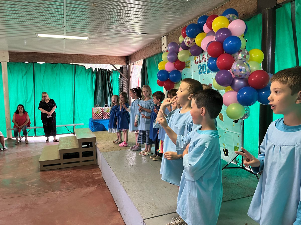 Mundare School tweet media