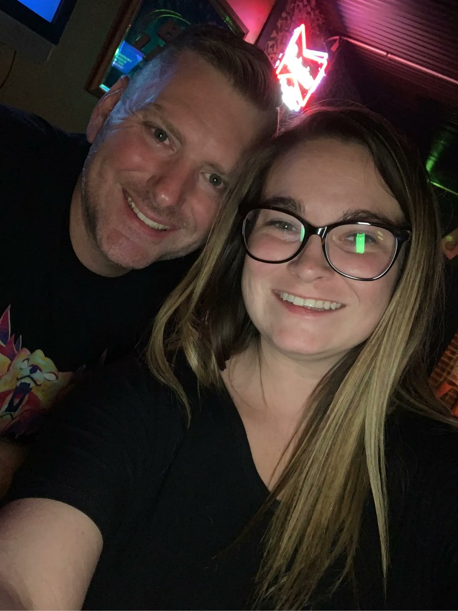 DivaCak3s's tweet photo. MAN CRUSH MONDAY goes to the one only @eminemrugby 🔥🔥 thank you for being the best duo partner in game and in real life!
your support is everything!!
#hubby #cute #supportivespouse #gamer https://t.co/j8iw0sPqsa