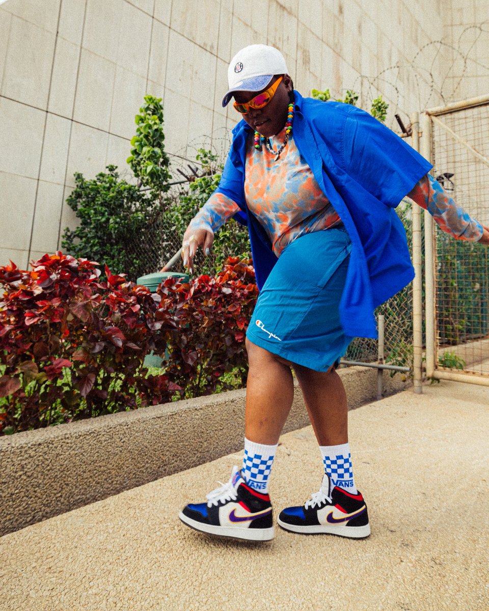 TeniEntertainer's tweet photo. I thank God say I Soji 🧊 

#Legendary https://t.co/98W6IIdMup