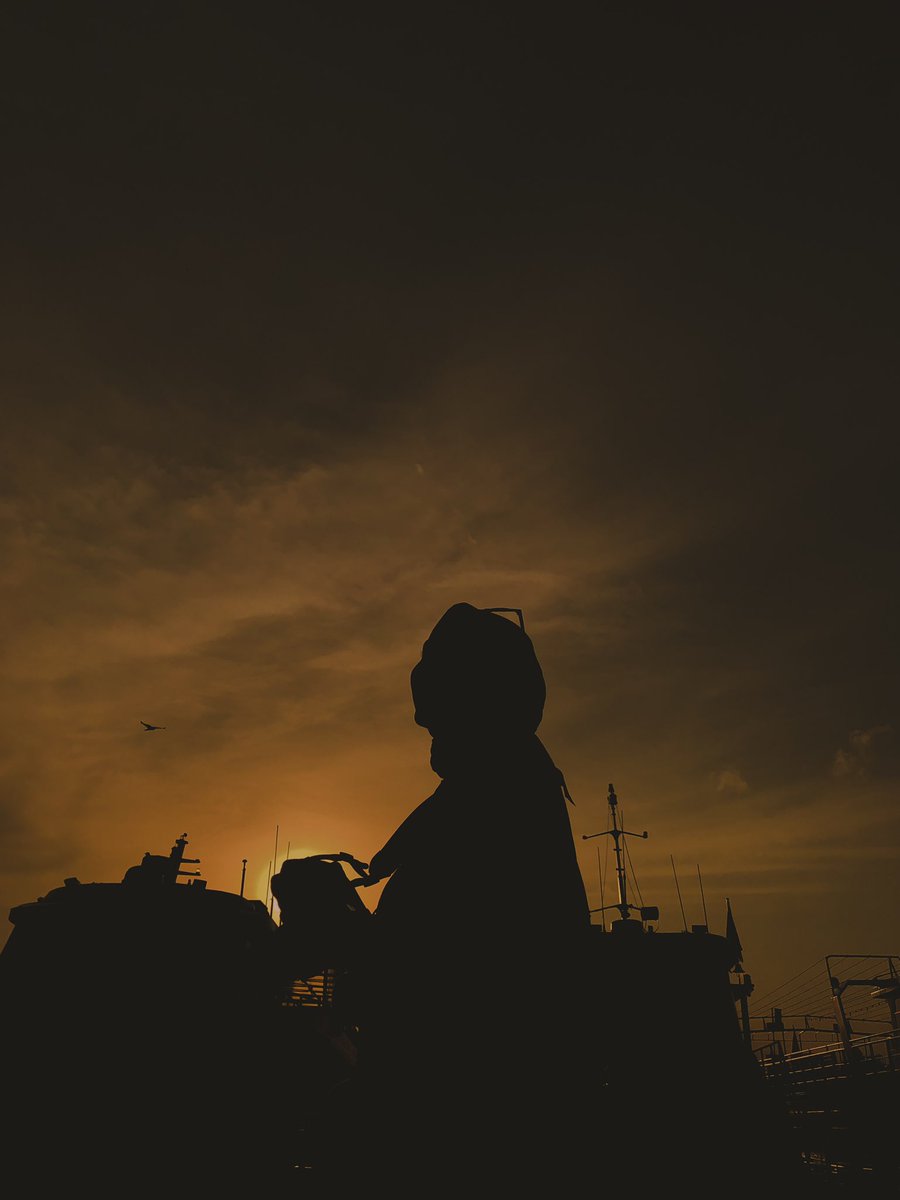 gülünce geçer mi, deniyoruz