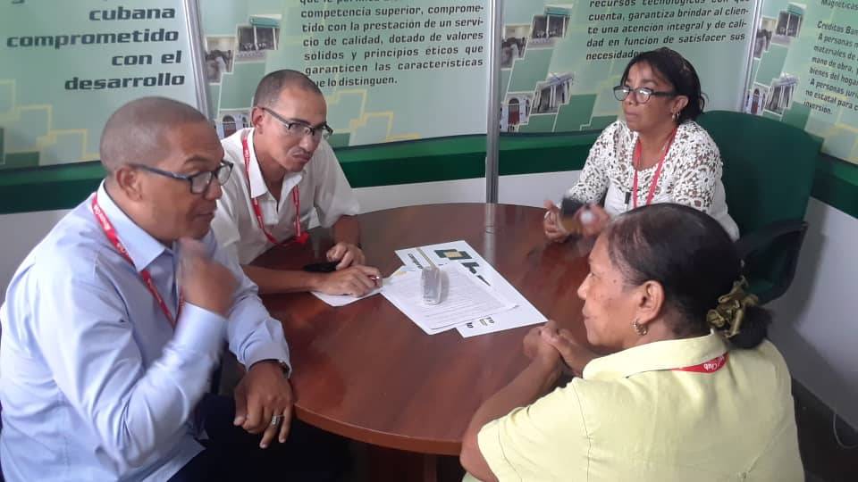 CorreosdeCuba's tweet photo. #CorreosdeCuba #AlServicioDeTodos
PRESENTE CORREOS DE CUBA EN EXPOCARIBE 2022... Ver más en: https://t.co/HHYsHyZrqq https://t.co/c2hTVNc0kk