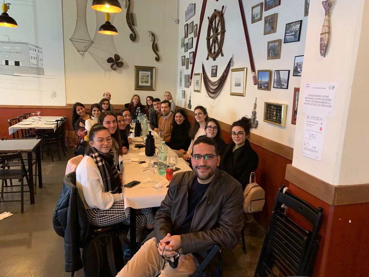 😍Remember is to live again😍
⌛️A few months ago, we enjoyed a delicious meal with most of the members of the group
🏖️Now that we are in summer, we are looking forward to get together again as the big family that we are
💙We are team Polyphenols of heart and soul