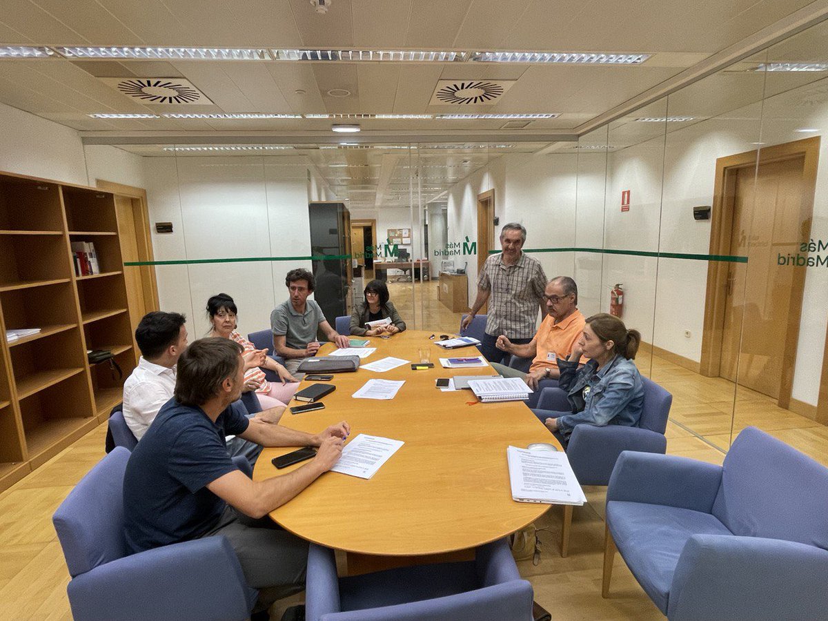 A lo largo del día @MasMadridCM hemos mantenido reuniones con las entidades de Economía Social <a href="/FecomaMadrid/">FECOMA</a> <a href="/ReasMadrid/">REAS Madrid</a> <a href="/Cooperama1/">COOPERAMA, Unión de coop. madrileñas de trabajo</a> para valorar y hacer aportaciones al borrador de reforma de la Ley de Cooperativas de la Comunidad de Madrid que por fin ha llegado a la Asamblea