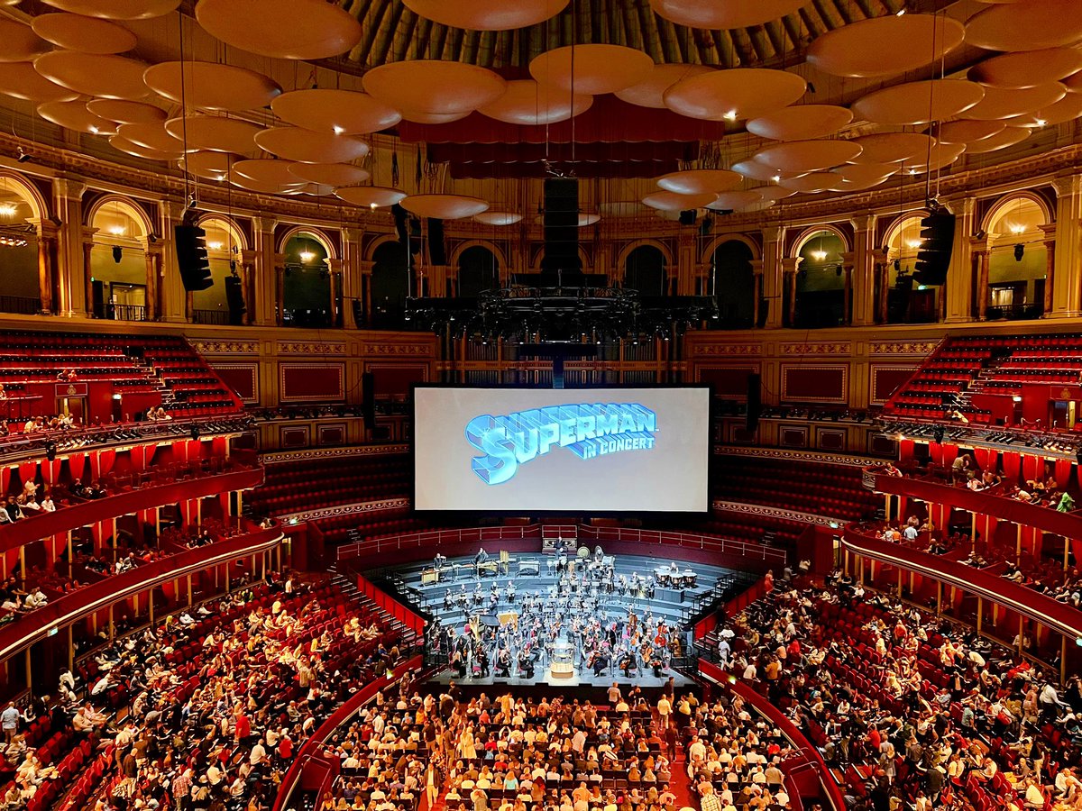 luscombelive's tweet photo. Amazing night on Saturday seeing #SupermanInConcert at the @RoyalAlbertHall led by @MaestroGabriele - it was a night I’ll always remember 🎶 https://t.co/Uti86iFSF4