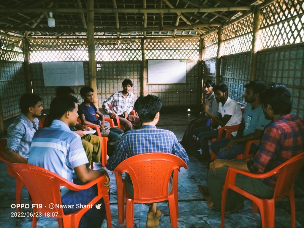 DRFS_Official's tweet photo. Teachers of #DRFS School are discussing in the schools about the life of #Rohingya children who are deprived from education in Bangladesh refugee camp.
#Rohingya
#Refugee
#education
@kotowsa @jessica_olney_1 @EduCannotWait @RefugeesIntl @Refugees https://t.co/cev6NysOYj