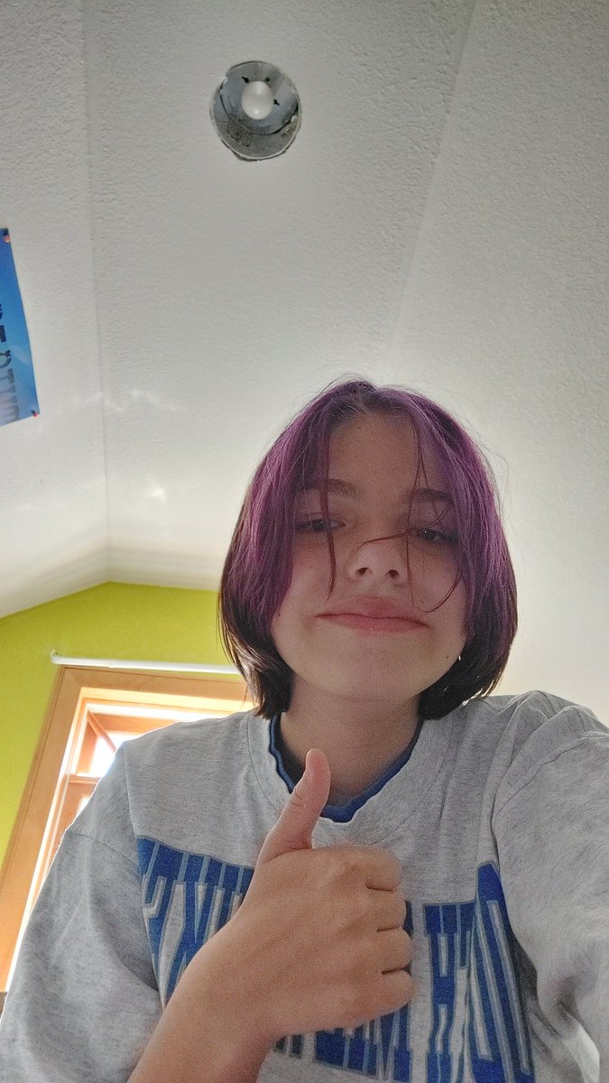 KubiRuby's tweet image. Im sick but here's my new hair