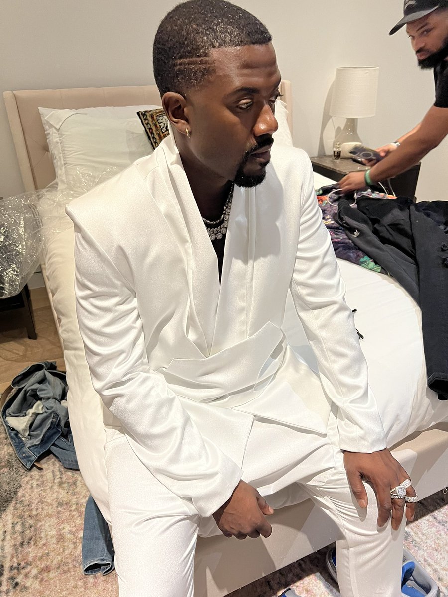 THEPSYLENCE's tweet photo. Designed some fire for RAY J … what a week 🪫😴 https://t.co/G3EZdRZ3D9