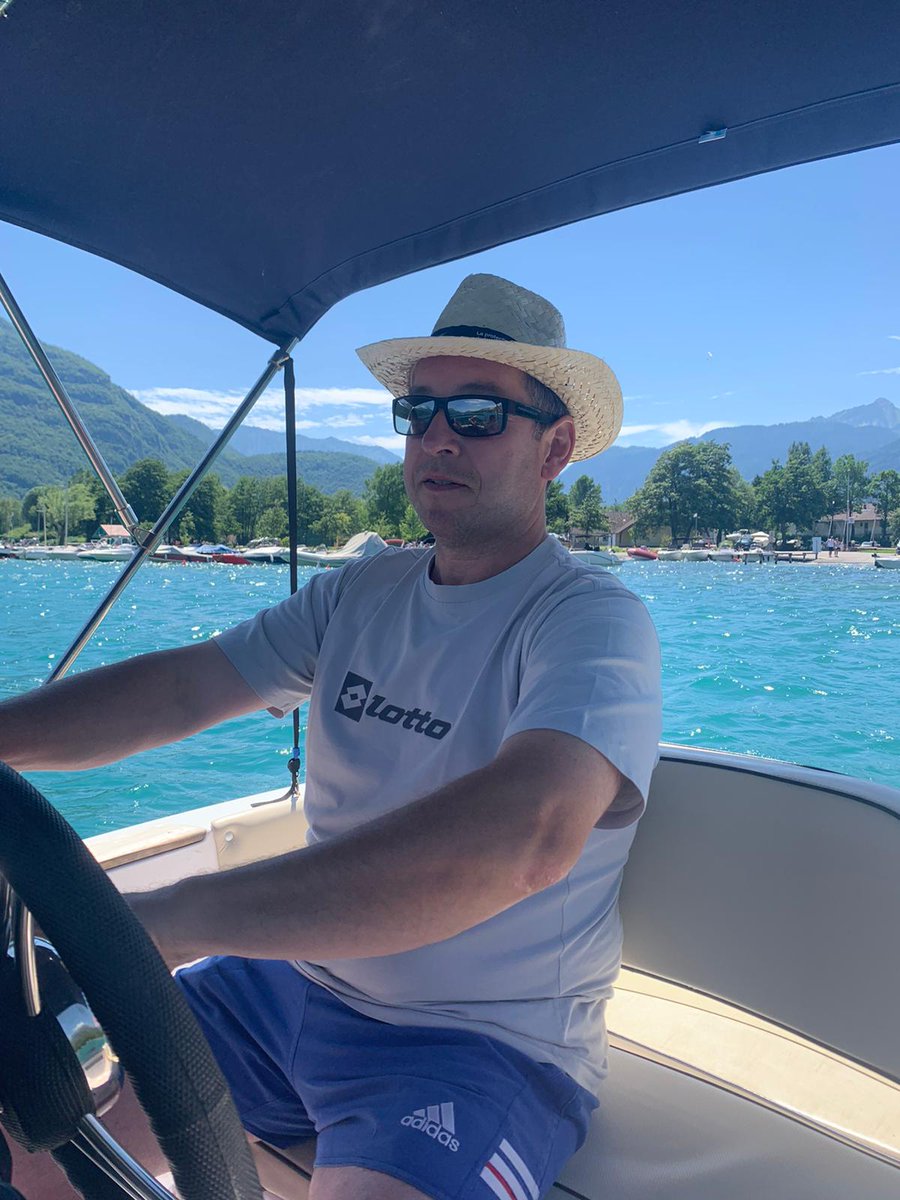 agrietfier's tweet photo. Un peu de bon temps sur le lac d'#annecy 🏖 avant la #moisson22 !
Magnifique ! Et dans 2 jours ça sera ds les airs 🪂! https://t.co/JPwFBCMaid