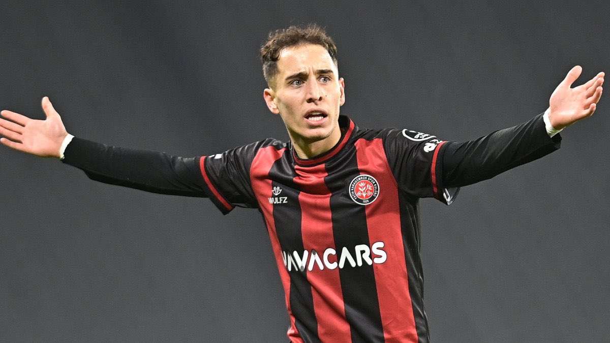 fbth1907's tweet photo. Emre Mor Fenerbahçede! https://t.co/RErsoYaMAG
