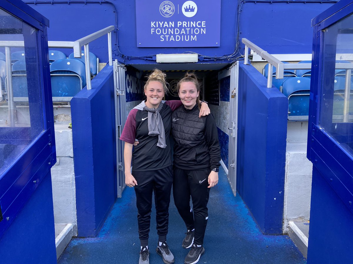 MissMcGuirePE's tweet photo. Went to see #OFFSIDE created by @Futures_Theatre with @pe_knell tonight at QPR - a powerful production on how far women’s football has come 🙌🏼 a fantastic viewing!! https://t.co/zogQQmDEZF