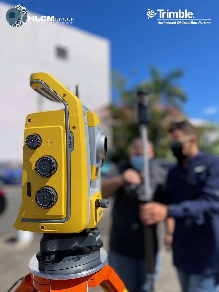 HLCMGroup's tweet image. Our #MondayMotivation is making sure our customers have their equipment tested, configured, and ready to go for the work site. #TrimbleS5 Robotic Total Station.

Contact HLCM:
📞  787-398-8852  
📧  sales@hlcmgroup.com
💻 Geospatial Equipment: hlcmgroup.com/geospatial.php
#WeAreHLCM