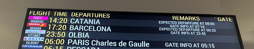 sabina993's tweet photo. Mi reclamación por retraso del vuelo VY6515 Torino - Barcelona ha sido denegada. No constan las 7 horas de retraso del vuelo. 
@vueling por favor, revisen bien mi petición 04211781. #bastaya #Difundir #vueling #Ayuda https://t.co/0SA9zUis80