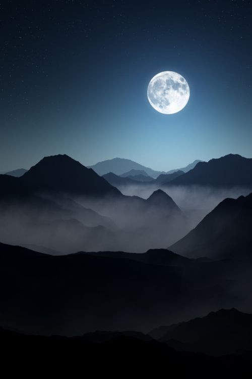 LuarThoughts's tweet photo. A todos los que os llamé cariño mil veces en mi cabeza, ¿no os dais cuenta de que este barco, sin rumbo, atascado por llevar las redes a rastras, navegó entre las nubes que enfrascaban la luna, siempre, en búsqueda de su sol? https://t.co/acCKnHtjx3