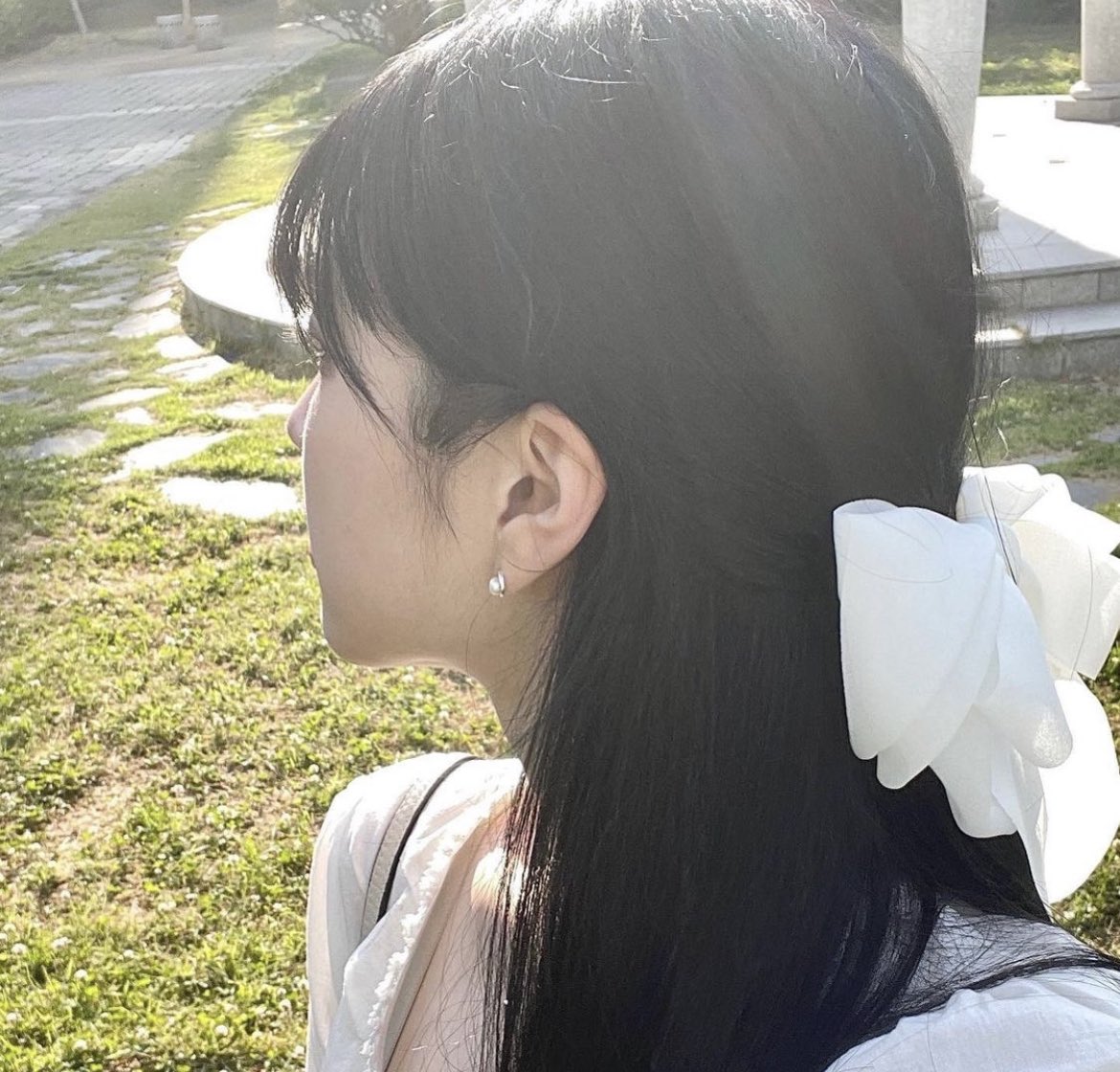 st4rz_g1rlz's tweet photo. Kpop idols being disordered a 🧵

♡ / ↻ are appreciated 

🏷edtwt ricecaketwt thinspo meanspo sweetspo fitspo fatspo https://t.co/mv0z6iDmiL