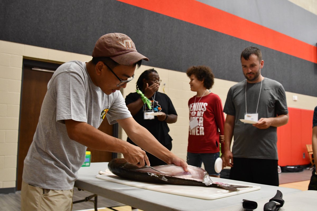 SOMissouri's tweet photo. Day 1 of #GaryBrimerSportsCamp was full of new experiences for our campers! We learned the tomahawk throw, helped filet a #SilverCarp, made burritos and even had the chance to see a grey wolf pelt! It's just the start of an amazing week! #SOMO #TrainingForLife https://t.co/3FE9pM5DuE
