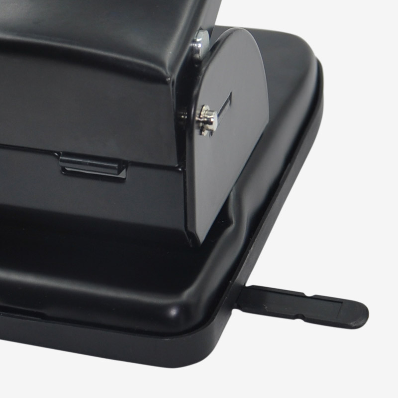 HONLAOffice's tweet image. Ningbo HONLA Office Supplies Co.,Ltd. offers high-standard Two hole metal heavy duty paper punch 65 sheets HL8805, which provides the best value for customers. honlaoffice.com/two-hole-metal… #paperpunch