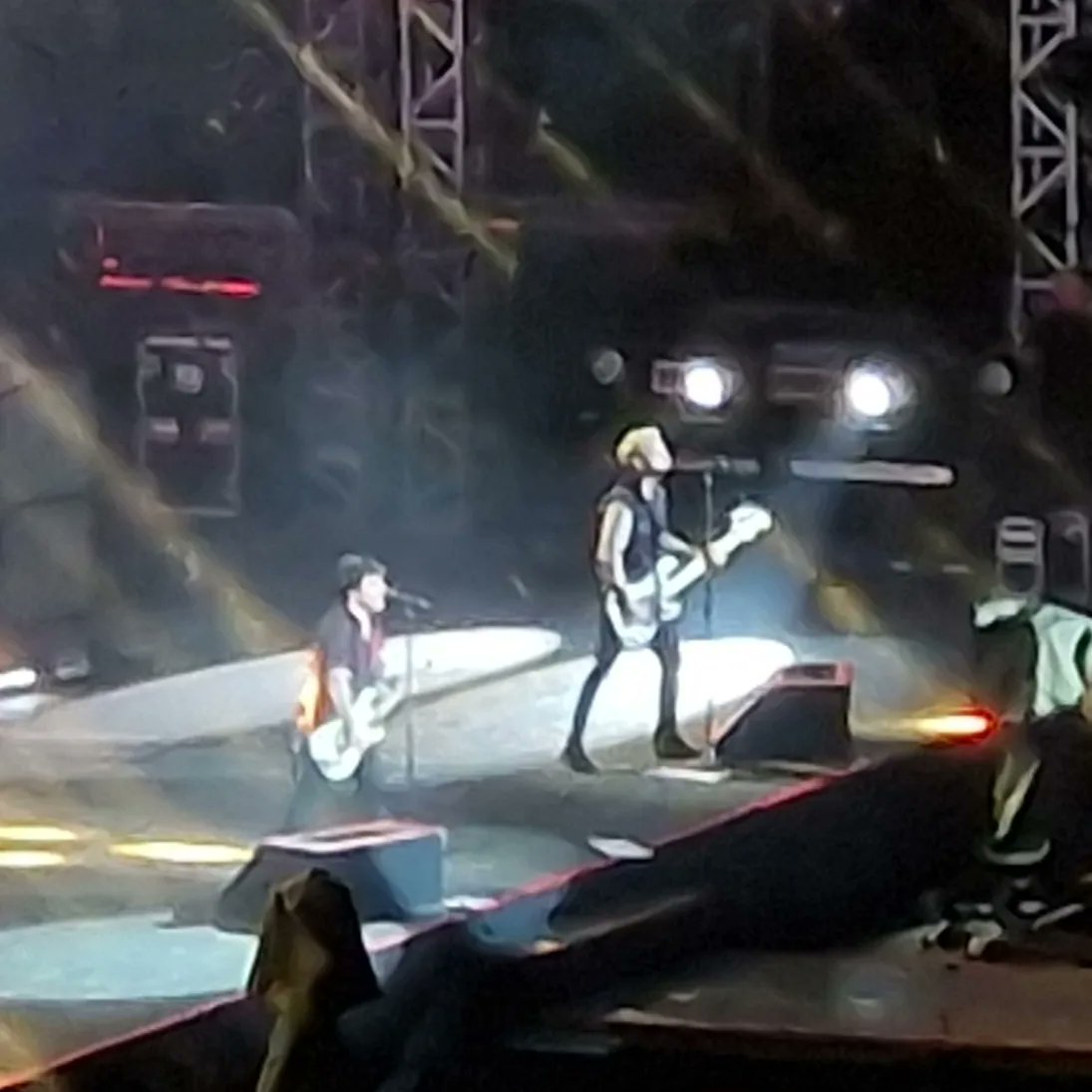 Thankyou <a href="/GreenDay/">Green Day</a> for yet another amazing show  🎸🎸🎸