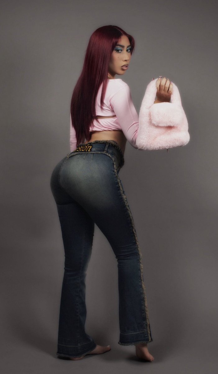 kali uchis for bodied by uchis - obsesión summer collection out friday

bodiedbyuchis.com