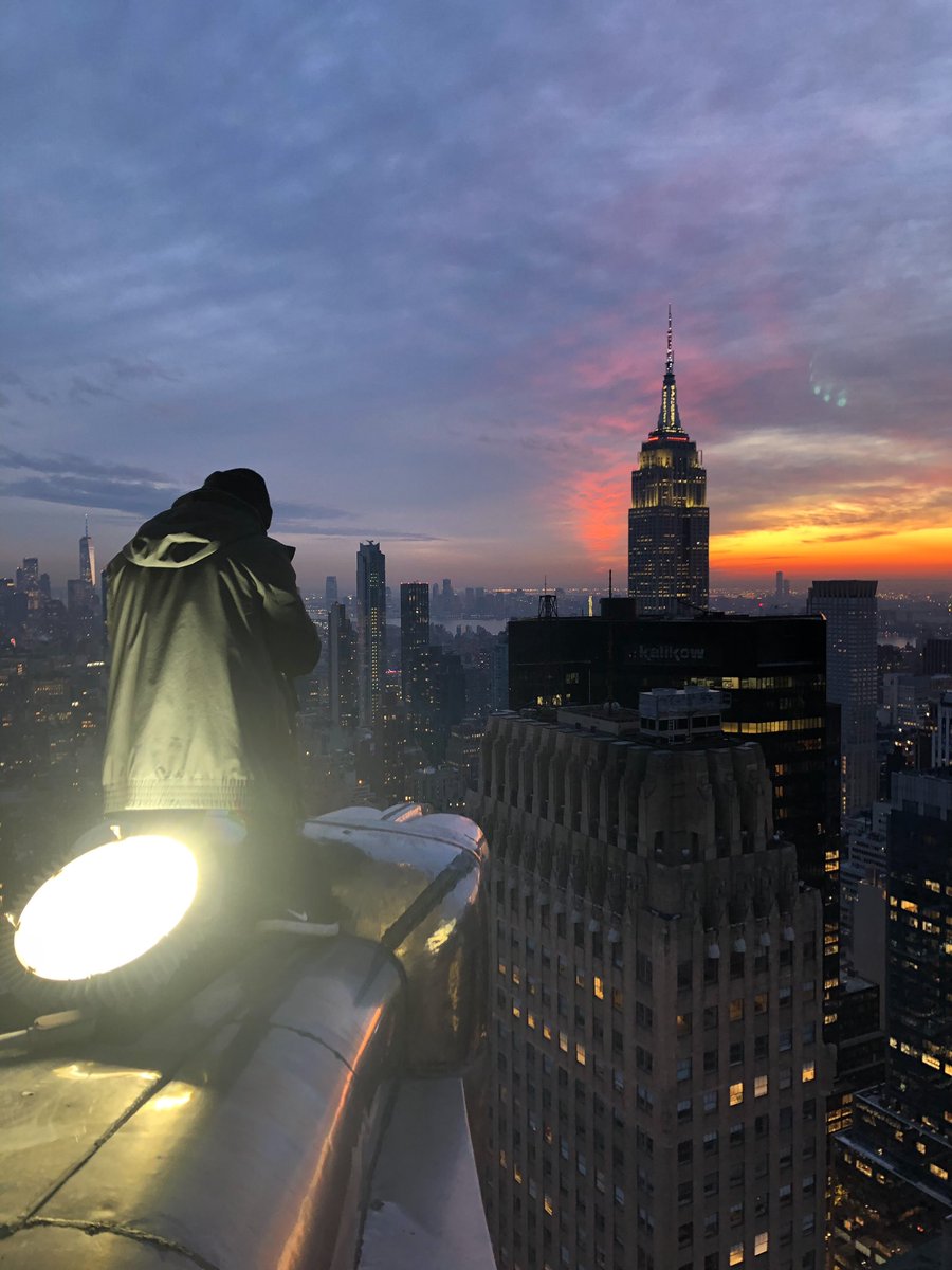 MSB_exploring's tweet image. Something legendary is coming soon🤫