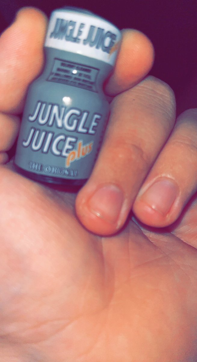 Sissy_SophiaA's tweet photo. Fucking love these #junglejuice #poppersissy #sissybttm #BBCpounding https://t.co/l48UiG8Cte