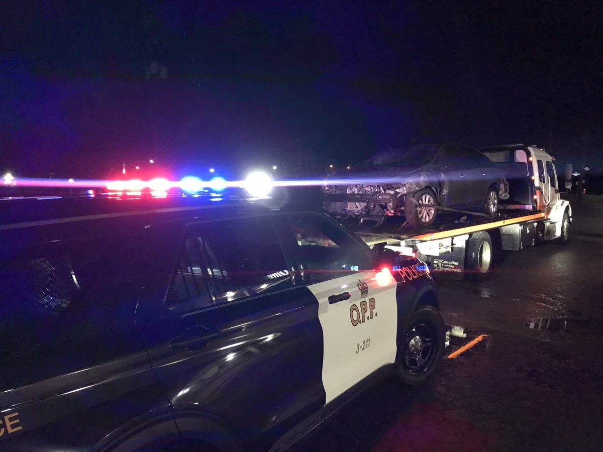 OPP_ER's tweet photo. Drowsy driving is dangerous! 3 people are lucky to be alive following a single vehicle crash on #Hwy417. 
Take a break for safety’s sake! #PrescottRussellParamedics, #RussellCountyOPP ^jm https://t.co/YBhgPmREwF