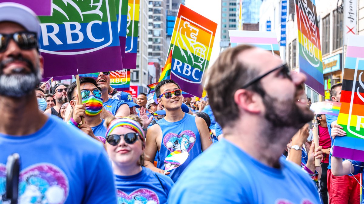 RBC's tweet photo. We are thrilled to have had hundreds of RBCers join together to walk in the first Toronto Pride Parade since 2019! Thank you to everyone for showing their #RBCPride365 in support of the 2SLGBTQ+ community. #SpeakUpForInclusion https://t.co/qTGCbJ4e4P